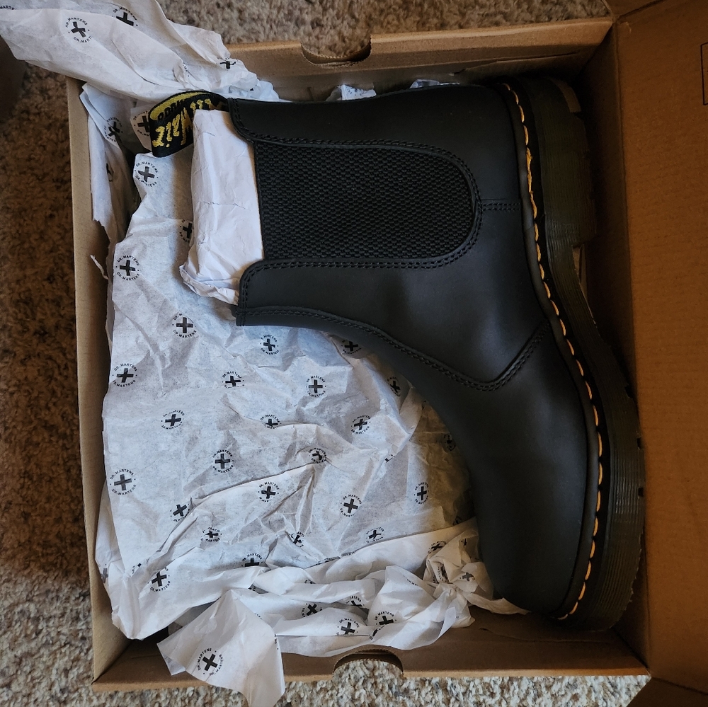 Doc Martens 2976 Slip Resistant | Black Leather Chelsea Boots Size | 11 US M - Picture 6 of 8